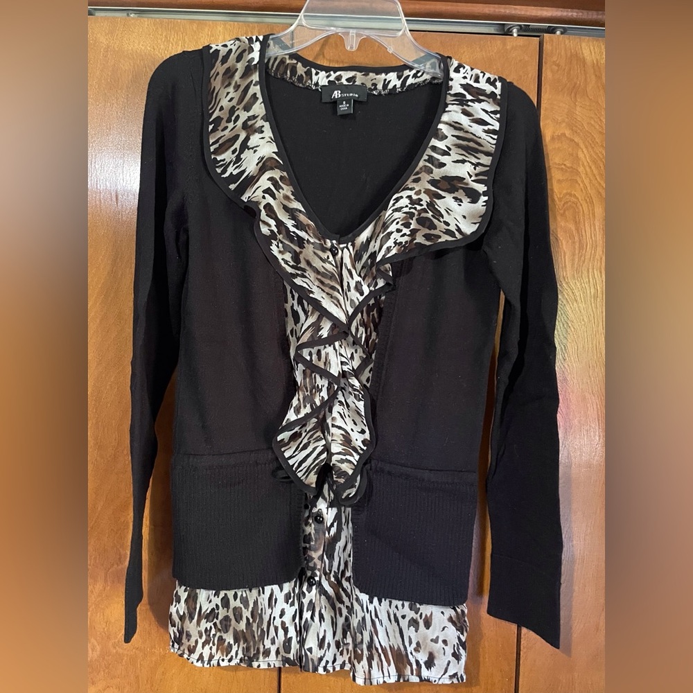 AB Studio Sweater